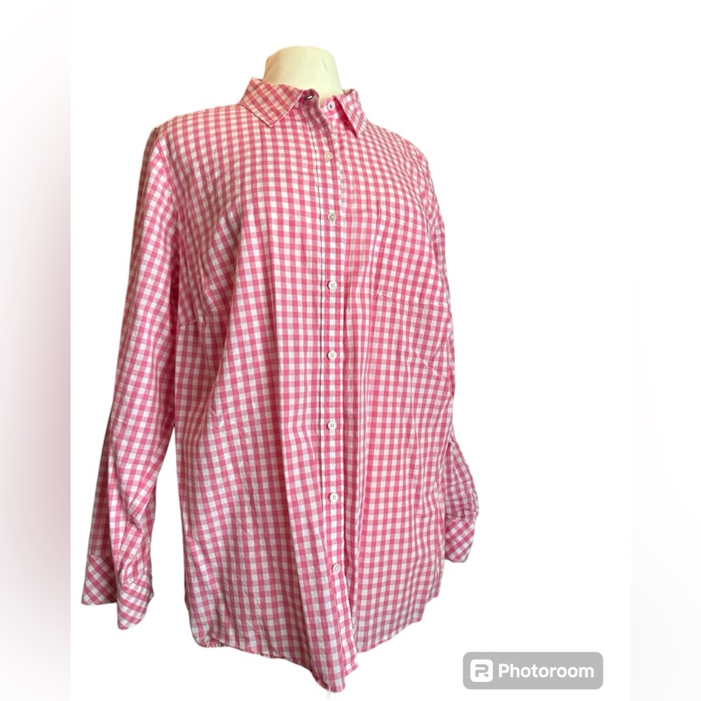 Talbots pink and white gingham, perfect for this hot summer! Size 16W